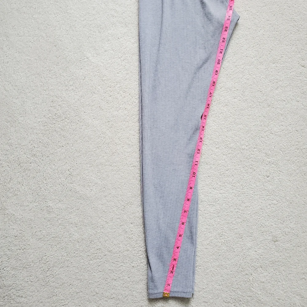 Alo Yoga Gray Ribbed Leggings szS